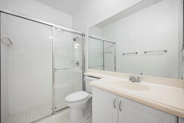 4 of 14 - 3807 Nw 5th Terrace, Boca Raton, FL