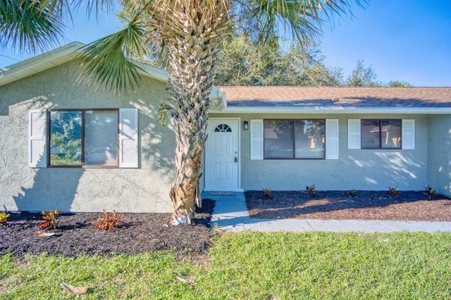 2 of 27 - 2009 Se Mary Terrace, Port Saint Lucie, FL