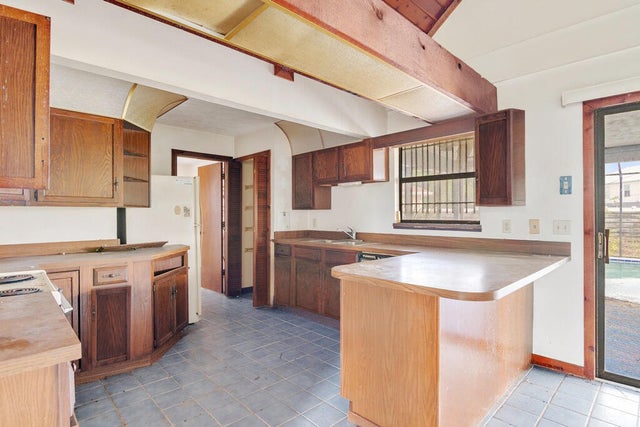 4 of 42 - 398 Sw Ray Avenue, Port Saint Lucie, FL