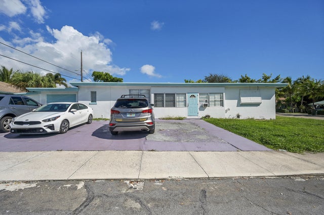 2 of 23 - 721 N A Street, Lake Worth Beach, FL