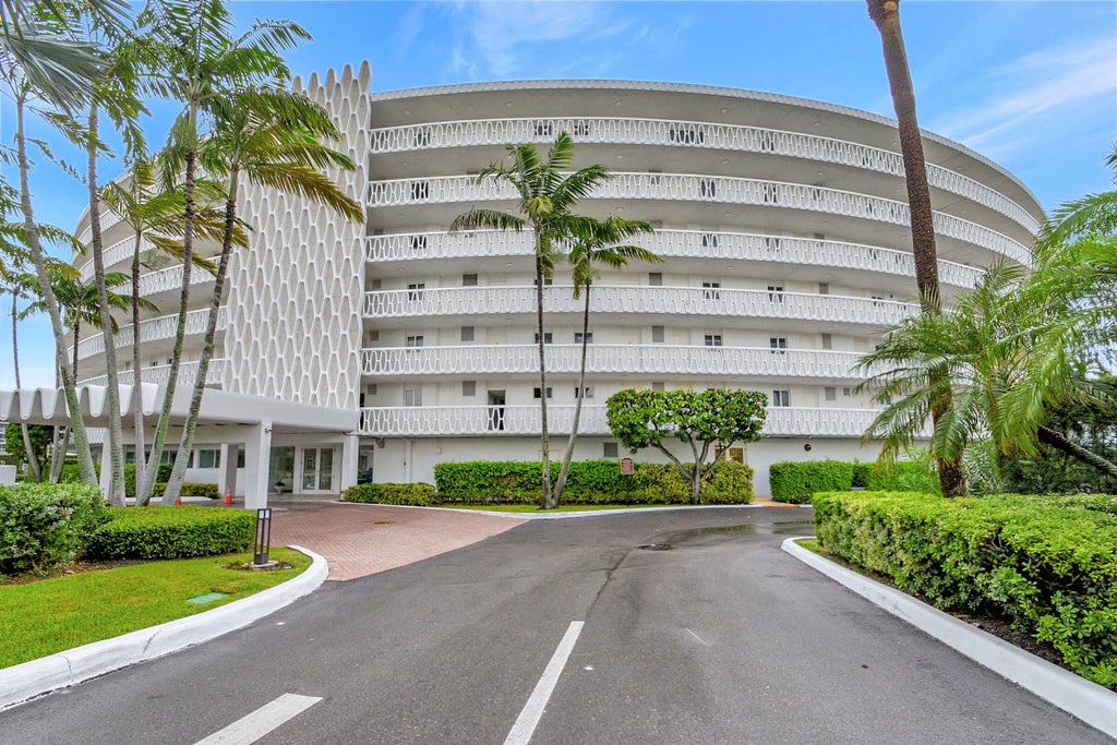2505 S Ocean Blvd #205, Palm Beach