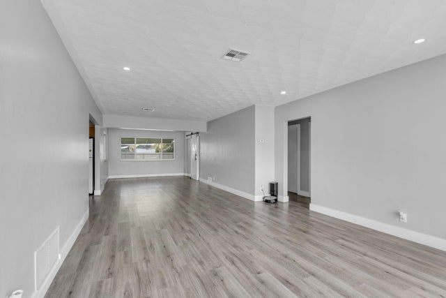 5 of 36 - 3301 Sw 20th Court, Fort Lauderdale, FL