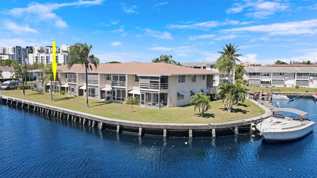 4 of 36 - 298 Se 6th Avenue #6, Pompano Beach, FL