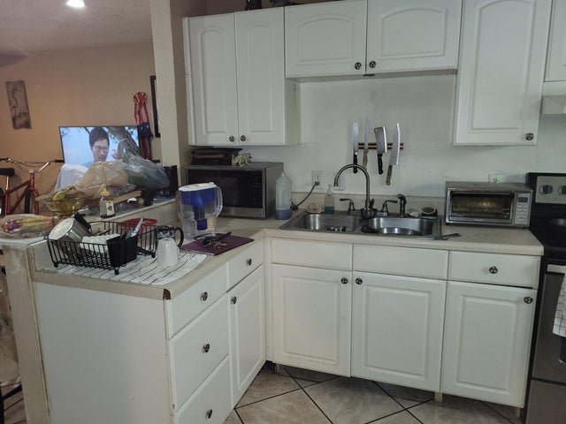 5 of 13 - 1636 Ne 29th Street, Pompano Beach, FL