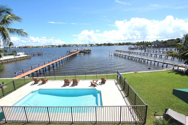 1 of 30 - 330 N Lake Drive, Lantana, FL