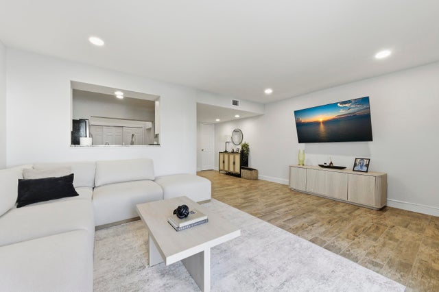5 of 42 - 129 Lehane Terrace #131, North Palm Beach, FL