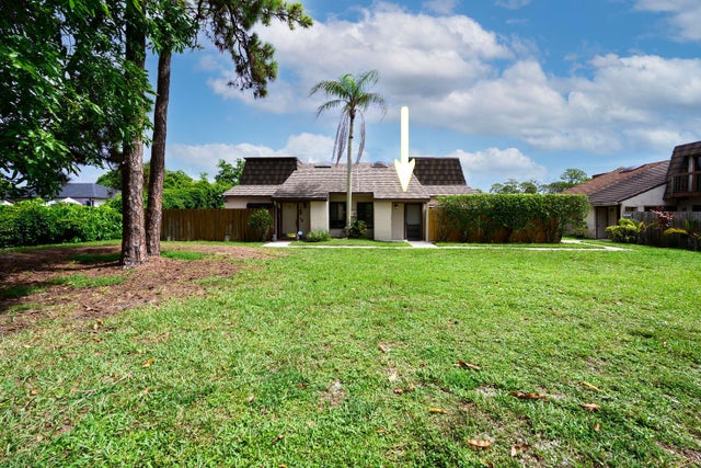 2 of 29 - 4107 Palm Bay Circle #d, West Palm Beach, FL