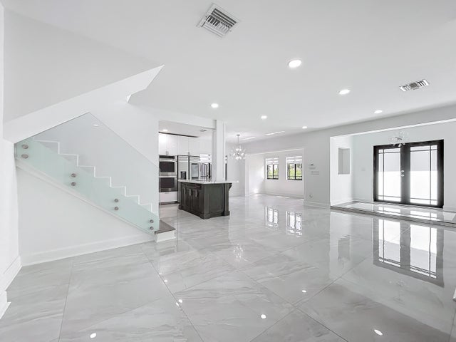 3 of 35 - 66 Nw 73rd Place, Miami, FL