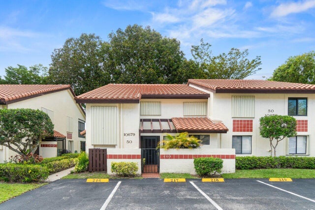 2 of 26 - 10679 Ocean Palm Way #101, Boynton Beach, FL