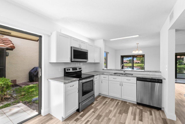 4 of 26 - 10679 Ocean Palm Way #101, Boynton Beach, FL