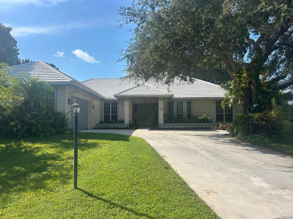 8309 Se Woodcrest Pl, Hobe Sound