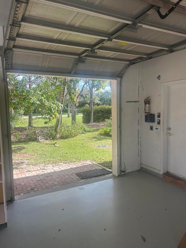 5 of 25 - 8309 Se Woodcrest Place, Hobe Sound, FL