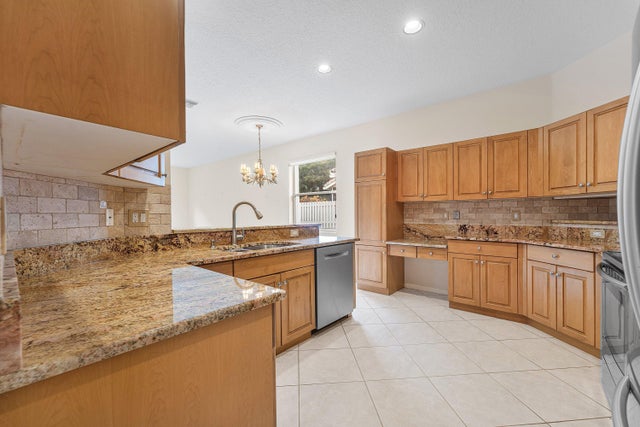 3 of 25 - N/A, Boynton Beach, FL