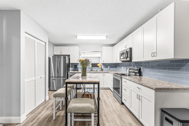 5 of 42 - 154 Maplecrest Circle, Jupiter, FL