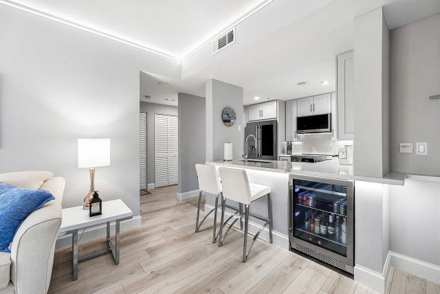 4 of 48 - 255 Evernia Street #1115, West Palm Beach, FL