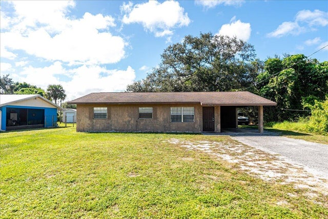 1 of 23 - 2695 Mohawk Avenue, Fort Pierce, FL