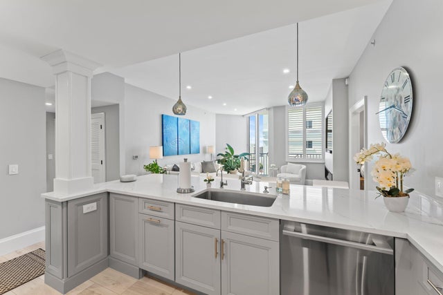 4 of 41 - 255 Evernia Street #1502, West Palm Beach, FL