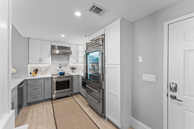 5 of 41 - 255 Evernia Street #1502, West Palm Beach, FL