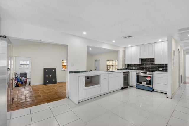4 of 26 - 5196 Palm Ridge Boulevard, Delray Beach, FL