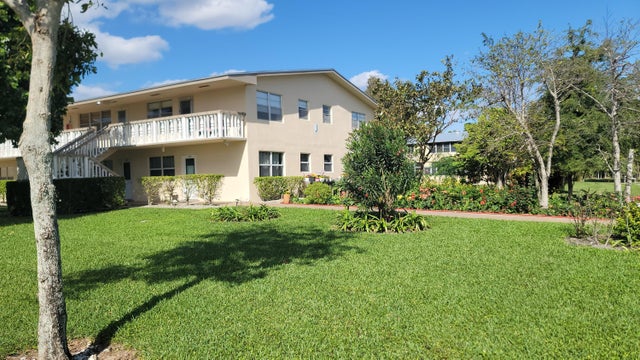 1 of 49 - 232 Canterbury J, West Palm Beach, FL