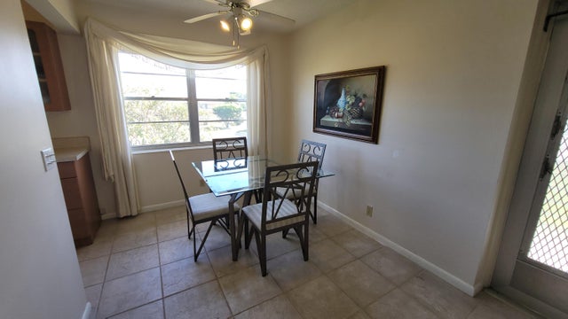 5 of 49 - 232 Canterbury J, West Palm Beach, FL