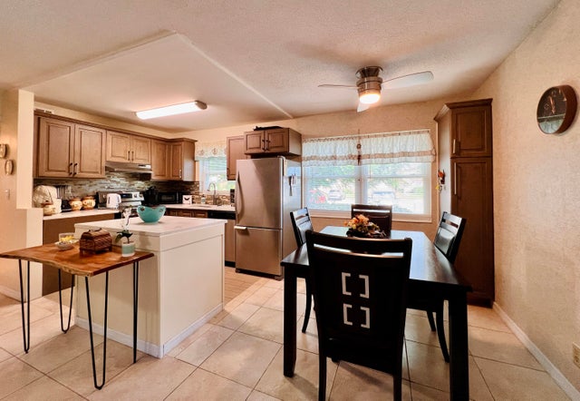 131 Andover F, West Palm Beach
