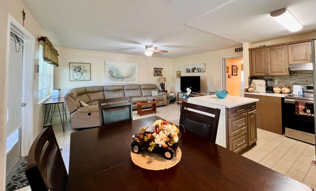 3 of 15 - 131 Andover F, West Palm Beach, FL