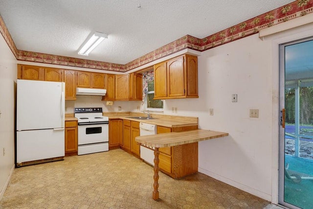 3 of 26 - 955 37th Avenue, Vero Beach, FL