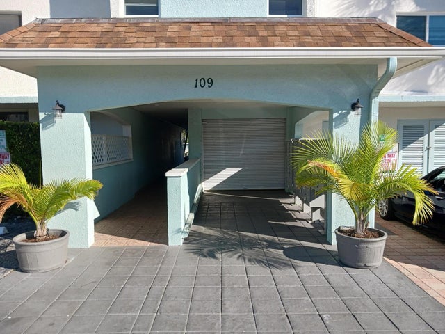 2 of 23 - 109 Paradise Harbour Blvd #415, North Palm Beach, FL