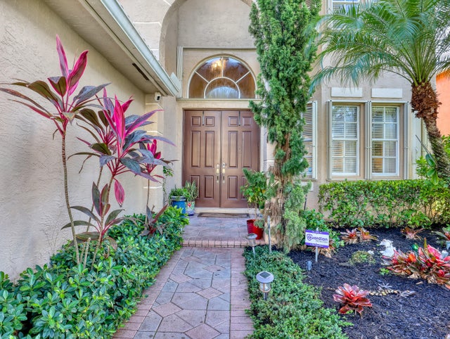 5 of 87 - 2227 Ridgewood Circle, Royal Palm Beach, FL