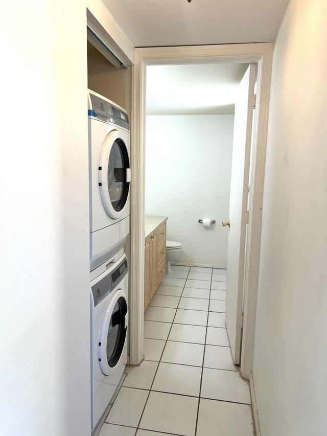 5 of 14 - 812 Sw 9th Street Circle #103, Boca Raton, FL