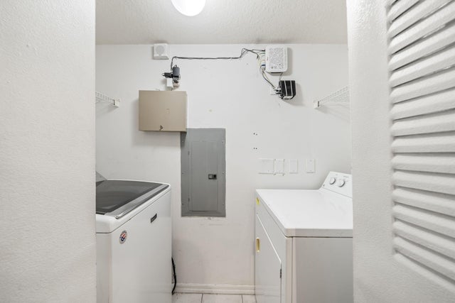 5 of 30 - 4241 San Marino Boulevard #103, West Palm Beach, FL