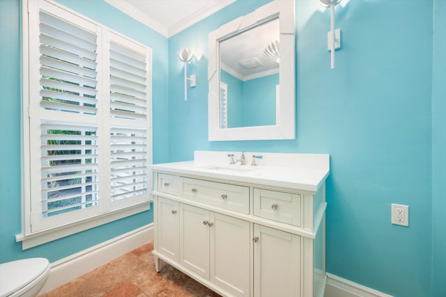 5 of 39 - 252 Seaspray Avenue, Palm Beach, FL