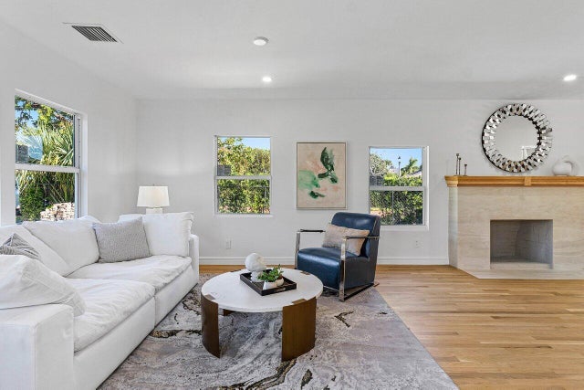 5 of 28 - 1404 Florida Avenue, West Palm Beach, FL