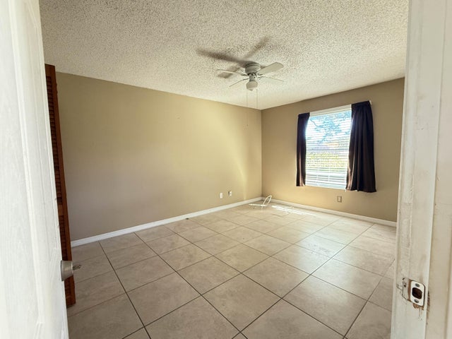 3 of 12 - 1997 Se Burgundy Lane, Port Saint Lucie, FL