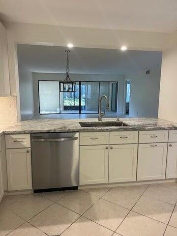 4 of 11 - 5600 Fairway Park Drive #103, Boynton Beach, FL
