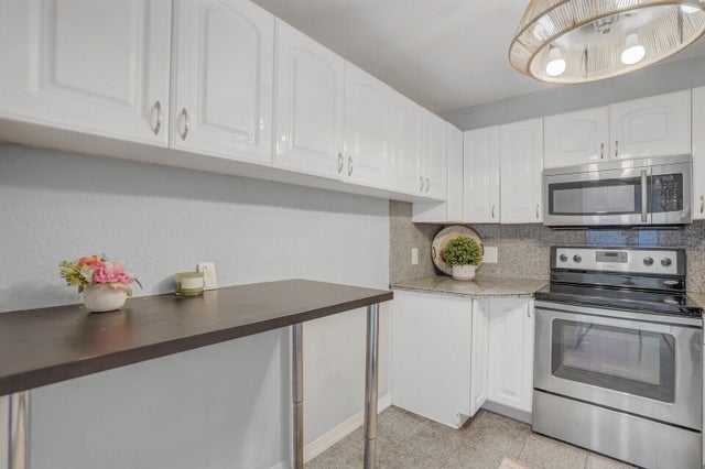 5 of 49 - 5600 N Flagler Drive #907, West Palm Beach, FL