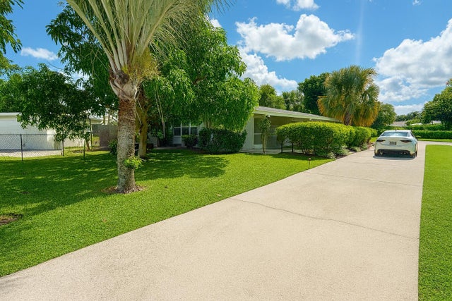 3 of 15 - 2530 Myrica Road, West Palm Beach, FL