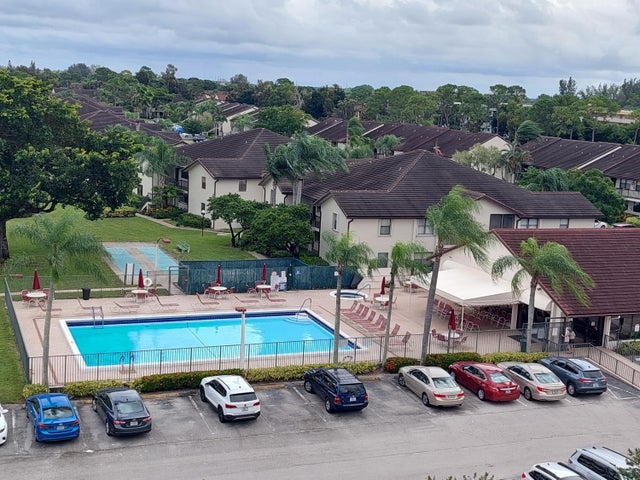 3 of 19 - 7770 Tahiti Lane #206, Lake Worth, FL