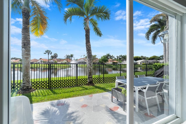 5 of 47 - 8950 Lake Park Circle N, Davie, FL