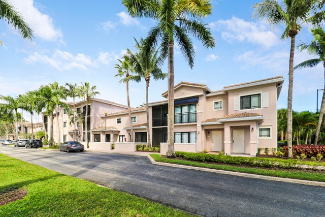 2 of 31 - 2802 Sarento Place #304, Palm Beach Gardens, FL