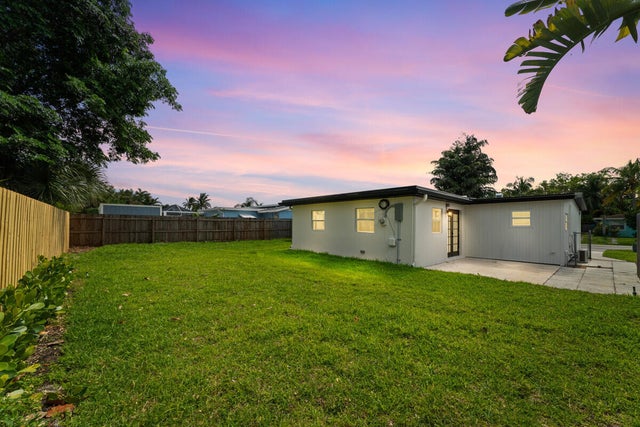 2 of 27 - 3797 Bahama Road, Palm Beach Gardens, FL