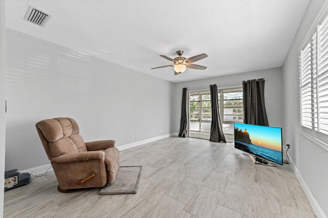 4 of 40 - 2600 Se Ocean Boulevard #aa8, Stuart, FL