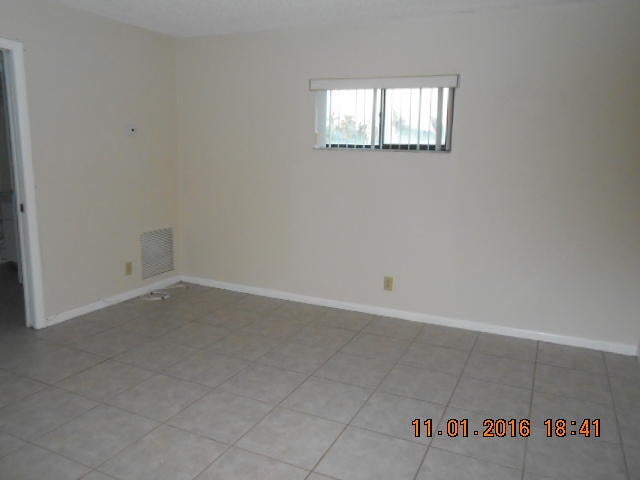2 of 19 - 23 Crossings Circle #e, Boynton Beach, FL
