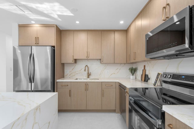 5 of 40 - 1659 Se 8th Avenue, Deerfield Beach, FL