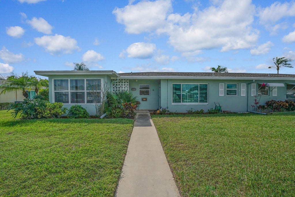 202 High Point Ter W #a, Delray Beach