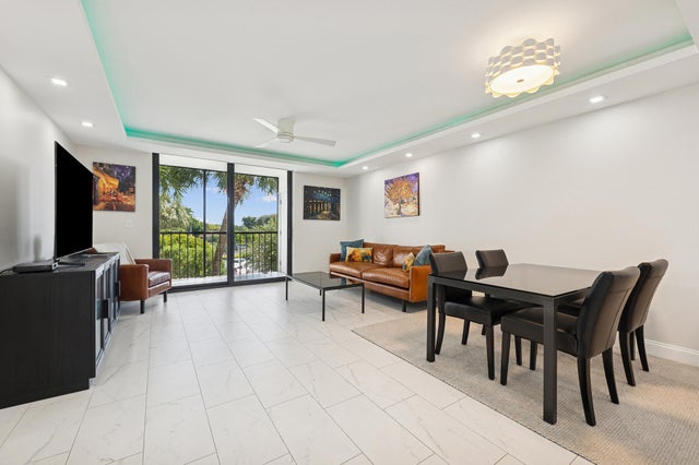 5340 Las Verdes Circle #322, Delray Beach
