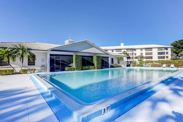5 of 25 - 3516 Whitehall Drive #101, West Palm Beach, FL