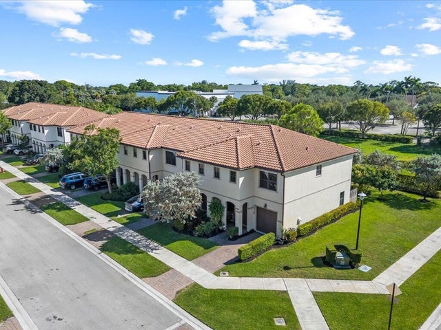 3 of 38 - 4664 Silver Saw Lane, Lake Worth, FL