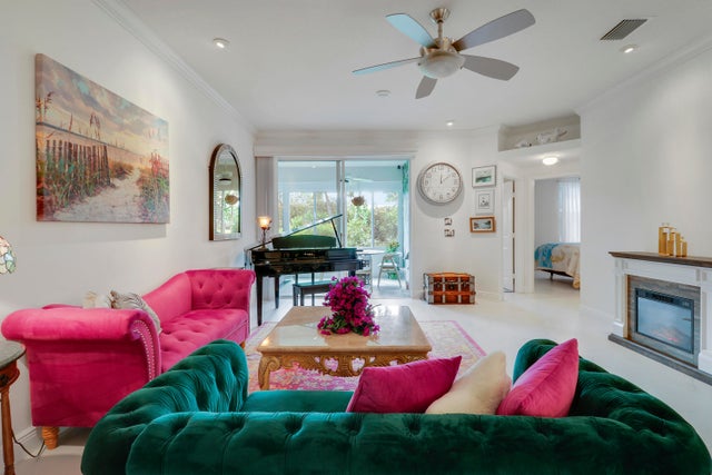 4 of 47 - 122 Nw Catania Circle, Port Saint Lucie, FL